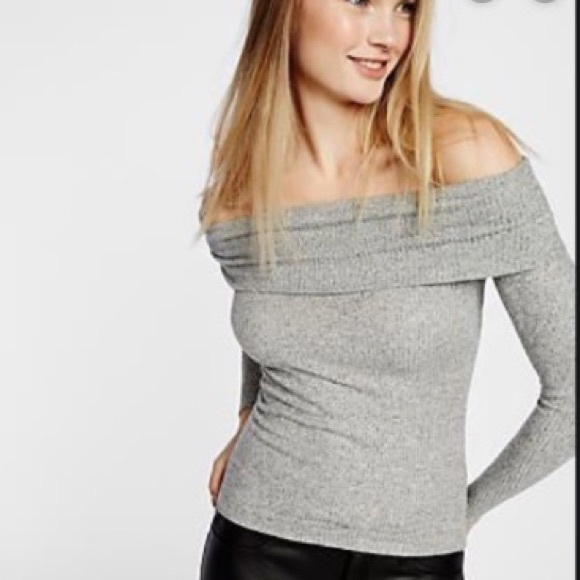 Off the shoulder sweater - Picture 1 of 2